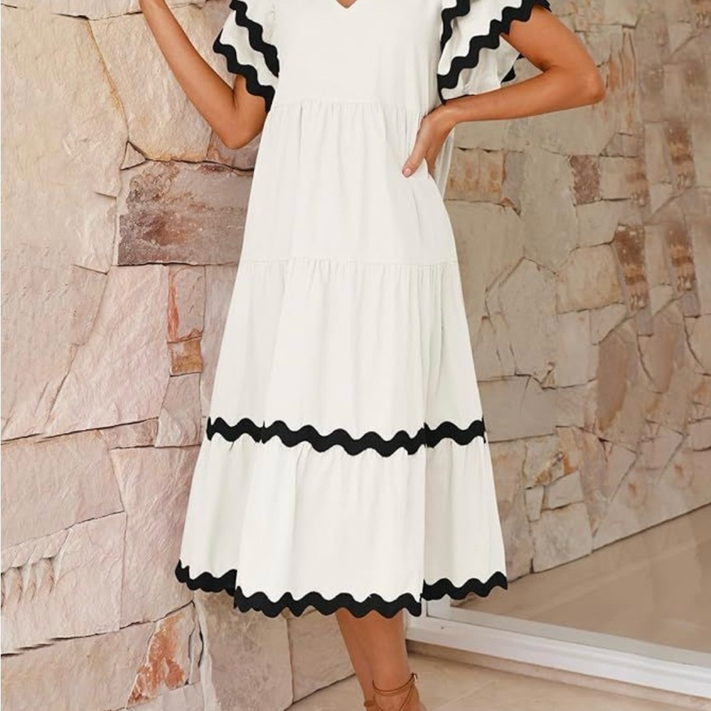 Elegant White Midi‎ Dress with Black Accents